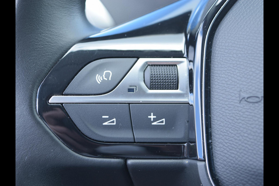 Peugeot 3008 1.2 PureTech Allure Pack Business NAVI & CARPLAY | CAMERA & SENSOREN | E.C.C. |