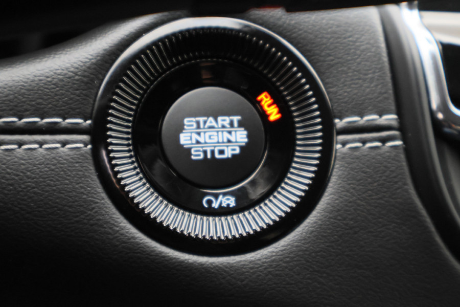 Jeep Compass 4xe 190 Plug-in Hybrid Electric Limited Business Leder/Stof, 360° Camera, Apple Carplay, ACC, Virtual Cockpit, DAB, 18''