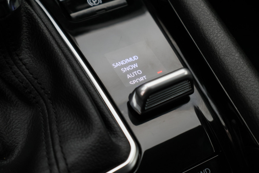 Jeep Compass 4xe 190 Plug-in Hybrid Electric Limited Business Leder/Stof, 360° Camera, Apple Carplay, ACC, Virtual Cockpit, DAB, 18''