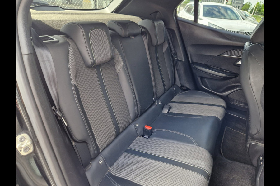 Peugeot 2008 1.5 BlueHDi AUT GT Line 130PK /I cockpit /Pano