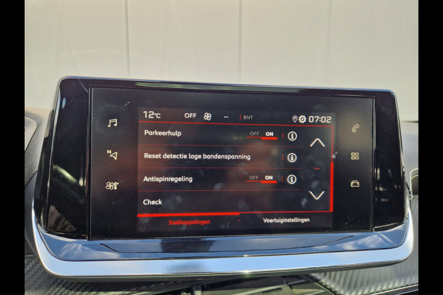 Peugeot 2008 1.5 BlueHDi AUT GT Line 130PK /I cockpit /Pano