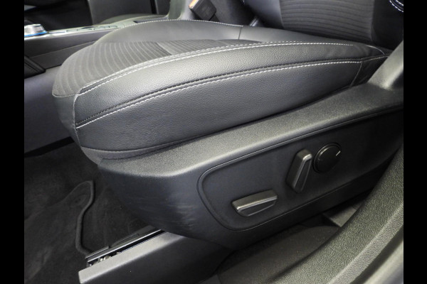 Ford Kuga 2.5 PHEV Plug-In Titanium X NAVI/CAMERA/B&O/LED/18"LMV!