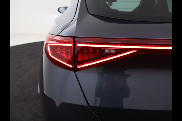 CUPRA Formentor 1.4 e-Hybrid Plug-in VZ 245PK Performance | PANODAK | MEMORY SPORTSTOEL | KEYLESS | CAMERA | WINTERPACK | ADAPTIVE CRUISE | ELEKTR. ACHTERKLEP |  Carselexy |