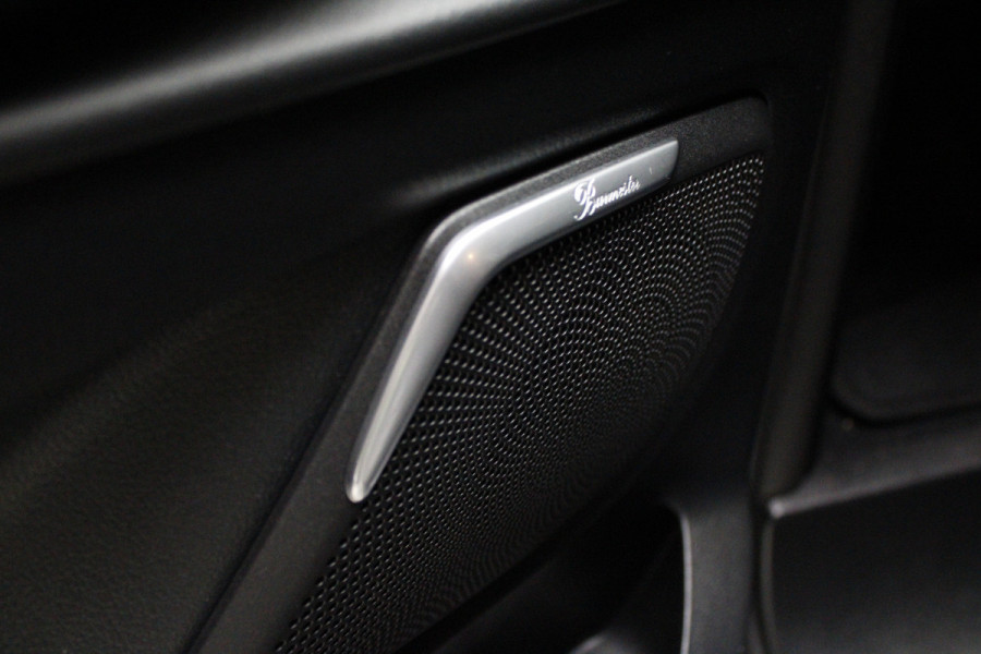 Mercedes-Benz V-Klasse 300d 4-MATIC Lang DC Exclusive AMG Burmester Panorama AppleCarplay Carbon Black Pack Leder