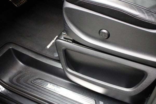 Mercedes-Benz V-Klasse 300d 4-MATIC Lang DC Exclusive AMG Burmester Panorama AppleCarplay Carbon Black Pack Leder