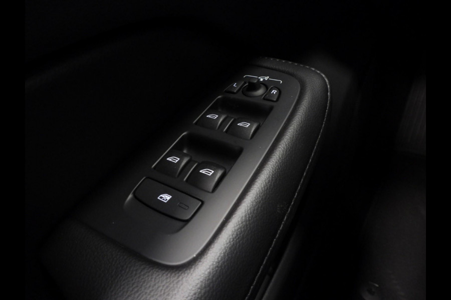 Volvo V60 2.0 T6 Recharge AWD Inscription Expression NAVI/SCHUIFDAK/CAMERA/LED/18"LMV!