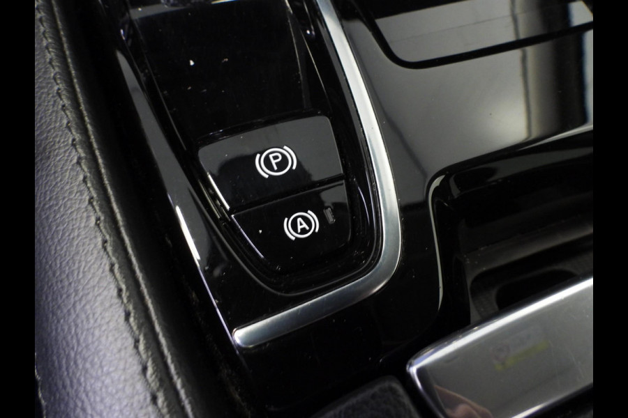 Volvo V60 2.0 T6 Recharge AWD Inscription Expression NAVI/SCHUIFDAK/CAMERA/LED/18"LMV!