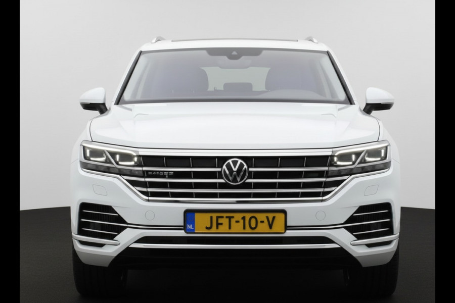 Volkswagen Touareg 3.0 TSi eHybrid ATMOSPHERE 4MOTION TREKHAAK/HEAD-UP/PANORAMADAK
