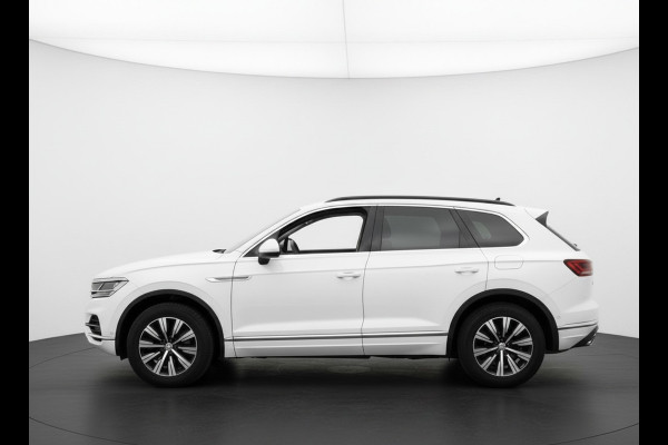 Volkswagen Touareg 3.0 TSi eHybrid ATMOSPHERE 4MOTION TREKHAAK/HEAD-UP/PANORAMADAK