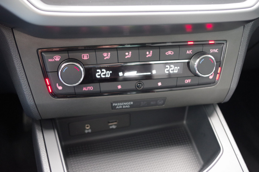Seat Ibiza 1.0 TSI 96 PK Style, Adap. Cruise Control, Stoelverwarming, Climate Control