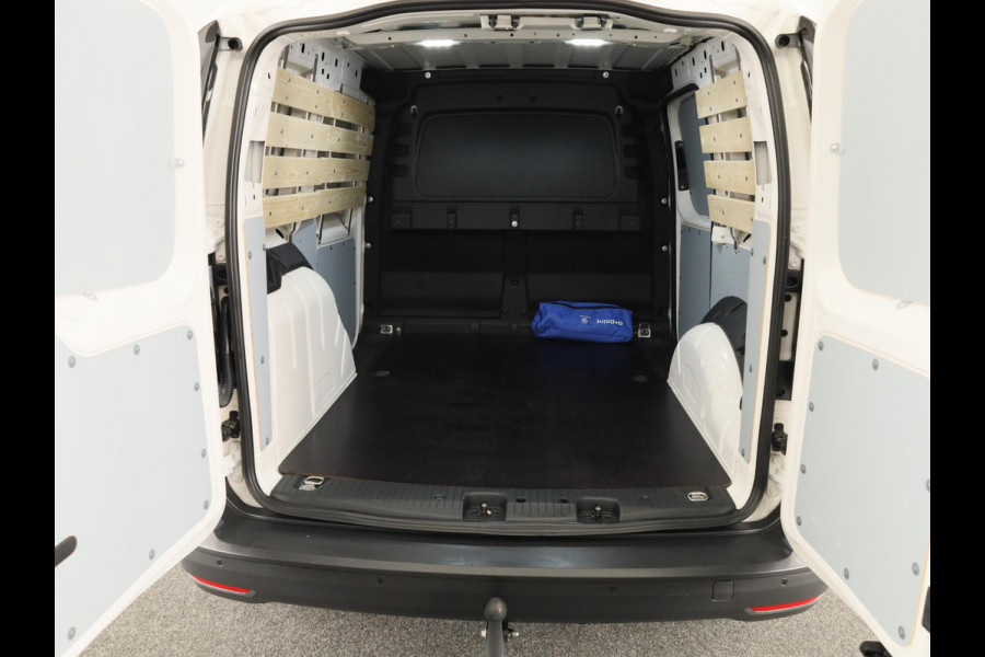 Volkswagen Caddy Cargo 2.0 TDI Style | Sidebars | Opbergvak | Verwarmbare spiegels