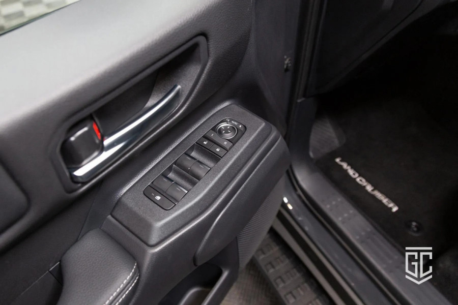 Toyota Land Cruiser 250 2.8 D-4D Executive (zie omschrijving en laatste foto's)