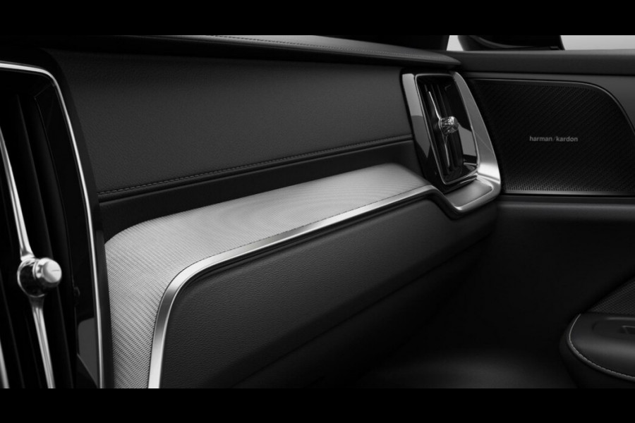 Volvo V60 T8 455PK Automaat AWD Ultra Perform. Ed. Dark Polestar Optimalisatie / Glossy black Logo voor en achterzijde / Long Range / 360 Camera / Harman Kardon audio / Head-up display / Panorama dak / Apple carplay / Android auto /
