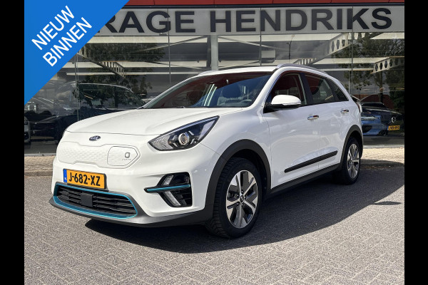 Kia e-Niro DynamicLine 64 kWh | SOH: 96,7% | 3 Fase | Warmtepomp  | Adaptive CC | Camera | Navi | Stoel-Stuurverwarming |