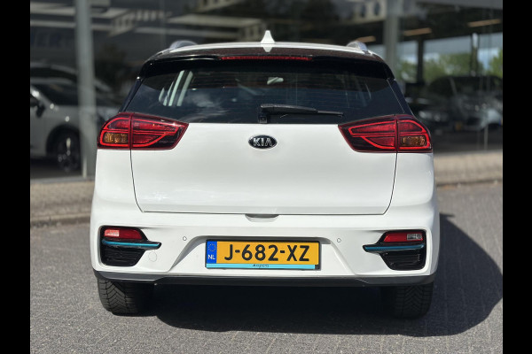 Kia e-Niro DynamicLine 64 kWh | SOH: 96,7% | 3 Fase | Warmtepomp  | Adaptive CC | Camera | Navi | Stoel-Stuurverwarming |