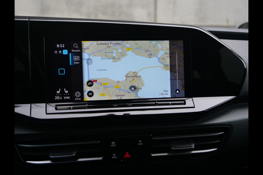 Volkswagen Caddy 1.5 TSI | Highline | Panoramadak | 7 zits | virtual-cockpit | camera | standkachel..