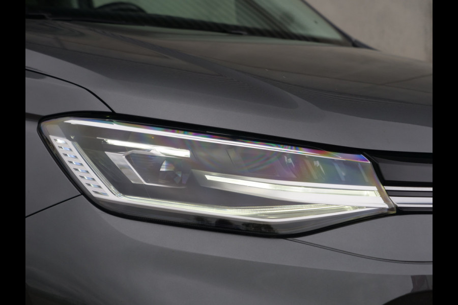 Volkswagen Caddy 1.5 TSI | Highline | Panoramadak | 7 zits | virtual-cockpit | camera | standkachel..