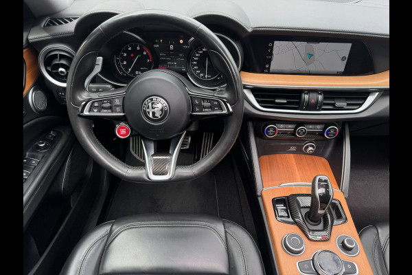 Alfa Romeo Stelvio 2.0 T AWD Veloce | Schuif-Kantel Dak | Trekhaak | Performance Pack | Leder + Memory | Harman Kardon