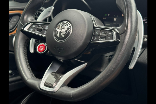 Alfa Romeo Stelvio 2.0 T AWD Veloce | Schuif-Kantel Dak | Trekhaak | Performance Pack | Leder + Memory | Harman Kardon