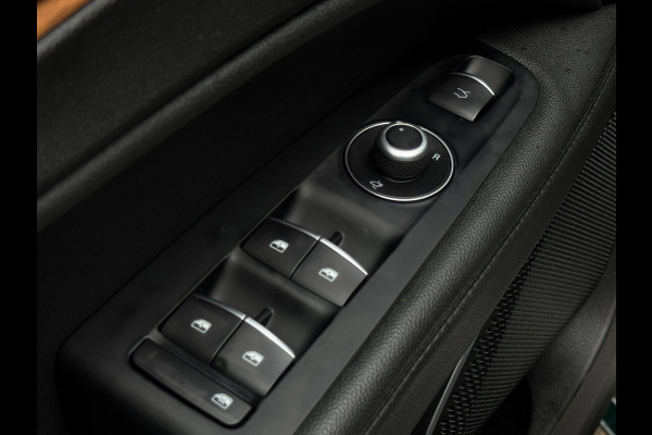 Alfa Romeo Stelvio 2.0 T AWD Veloce | Schuif-Kantel Dak | Trekhaak | Performance Pack | Leder + Memory | Harman Kardon