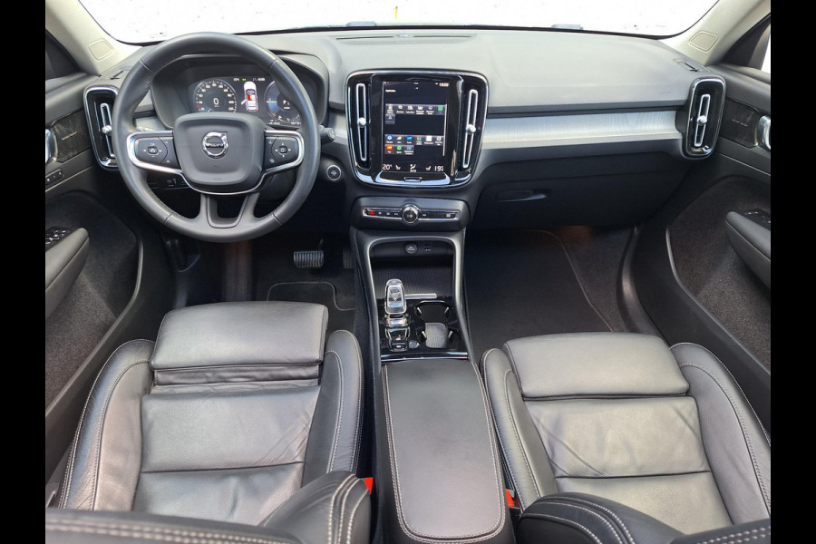 Volvo XC40 1.5 T5 Recharge Inscription | Full Options | Pano | Trekhaak 1800kg | Leder | H&K | Adaptive CC | All Season |