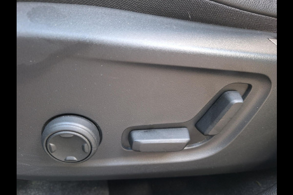 Volvo XC40 1.5 T5 Recharge Inscription | Full Options | Pano | Trekhaak 1800kg | Leder | H&K | Adaptive CC | All Season |