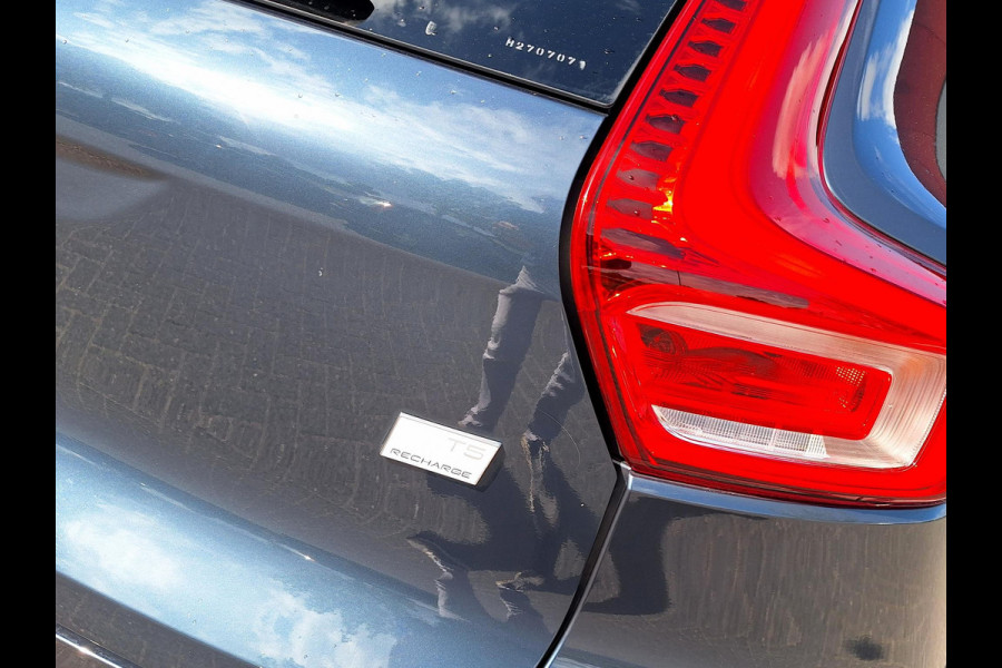 Volvo XC40 1.5 T5 Recharge Inscription | Full Options | Pano | Trekhaak 1800kg | Leder | H&K | Adaptive CC | All Season |