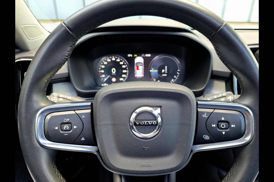 Volvo XC40 1.5 T5 Recharge Inscription | Full Options | Pano | Trekhaak 1800kg | Leder | H&K | Adaptive CC | All Season |
