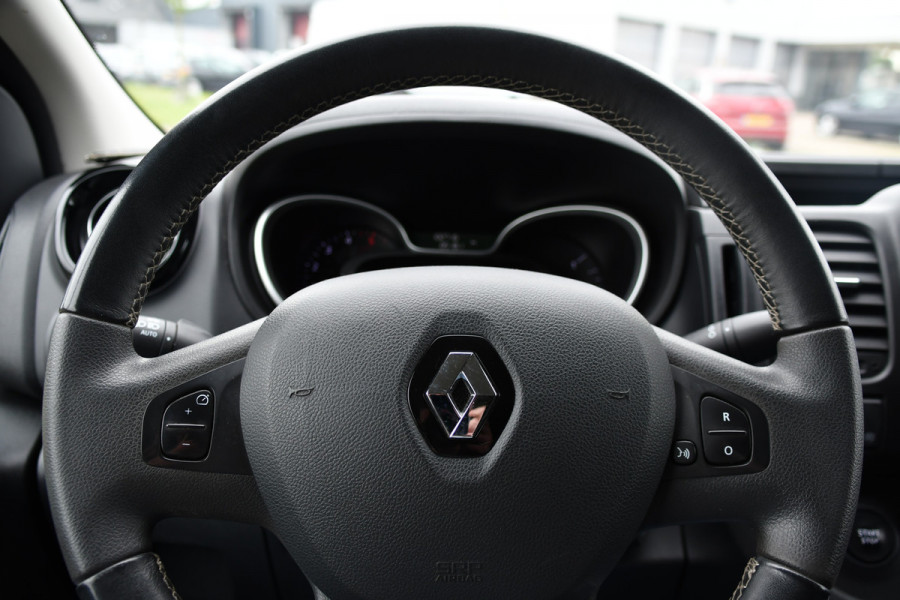 Renault Trafic 2.0 dCi 145 T29 L2H1 Black Edition Cruise, Camera, Carplay, LED, 145pk, Automaat, Sensoren,