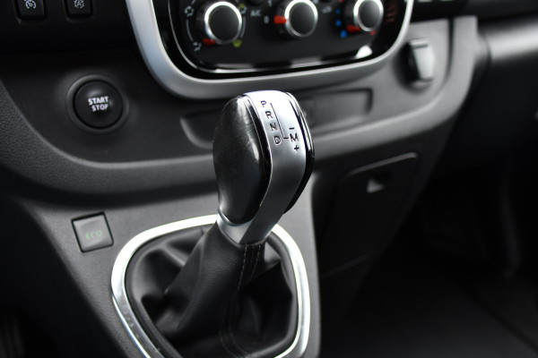 Renault Trafic 2.0 dCi 145 T29 L2H1 Black Edition Cruise, Camera, Carplay, LED, 145pk, Automaat, Sensoren,