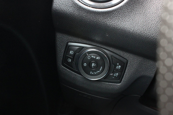 Ford Transit Courier 1.5 TDCI Sport 100PK / LM.VELGEN / 53DKM / AIRCO / CLIMATE CONTROL / UNIEKE UITVOERING / NAP / NIEUWSTAAT