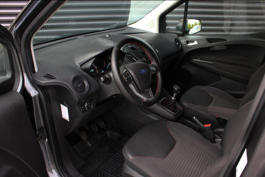 Ford Transit Courier 1.5 TDCI Sport 100PK / LM.VELGEN / 53DKM / AIRCO / CLIMATE CONTROL / UNIEKE UITVOERING / NAP / NIEUWSTAAT
