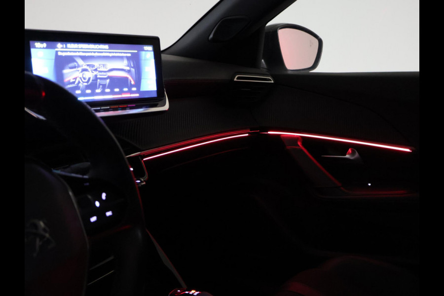 Peugeot e-2008 EV GT 50 kWh 3-FASE + ADAPTIVE CRUISE | STOELVERW. 89% SOH| 18 INCH | LED | APPLE CARPLAY | CAMERA