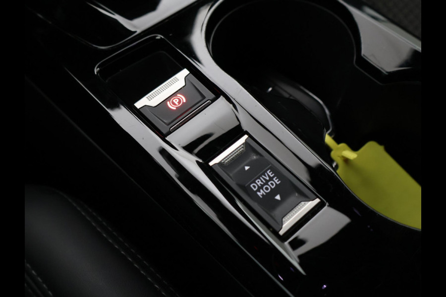 Peugeot e-2008 EV GT 50 kWh 3-FASE + ADAPTIVE CRUISE | STOELVERW. 89% SOH| 18 INCH | LED | APPLE CARPLAY | CAMERA