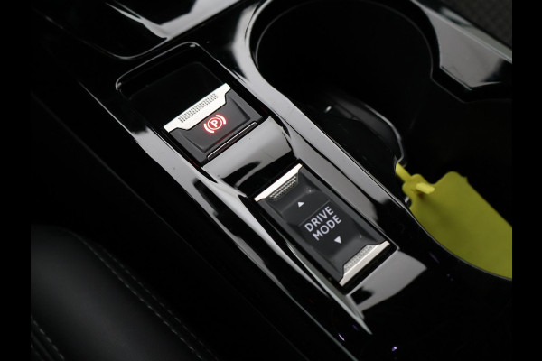 Peugeot e-2008 EV GT 50 kWh 3-FASE + ADAPTIVE CRUISE | STOELVERW. 89% SOH| 18 INCH | LED | APPLE CARPLAY | CAMERA