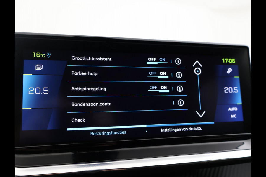 Peugeot e-2008 EV GT 50 kWh 3-FASE + ADAPTIVE CRUISE | STOELVERW. 89% SOH| 18 INCH | LED | APPLE CARPLAY | CAMERA