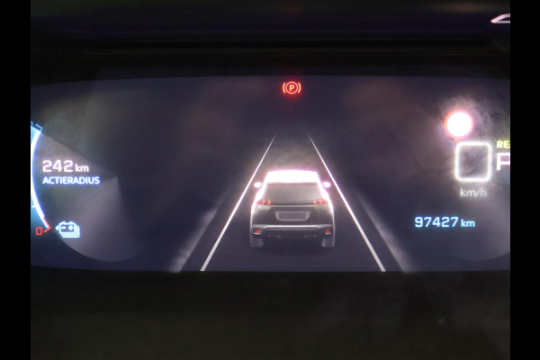 Peugeot e-2008 EV GT 50 kWh 3-FASE + ADAPTIVE CRUISE | STOELVERW. 89% SOH| 18 INCH | LED | APPLE CARPLAY | CAMERA