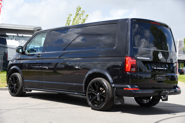 Volkswagen Transporter 2.0 TDI L2H1 30 Highline Adaptieve Cruise, Camera, Carplay, 150pk, Trekhaak, Stoelverwarming, LED, Automaat, Standkachel, Sensoren, Uniek!