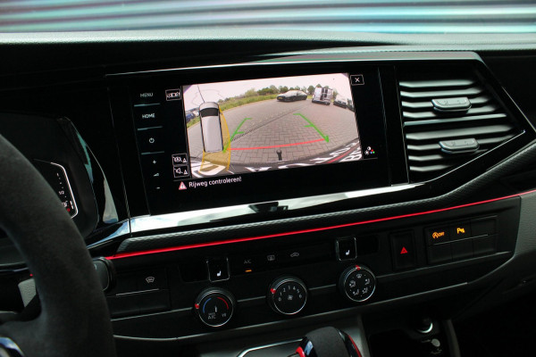 Volkswagen Transporter 2.0 TDI L1H1 204PK JB- EDITION DSG / PDC / SCHROEFSET / GTI INTERIEUR / SUBWOOFER / APPLE CARPLAY /NAVI