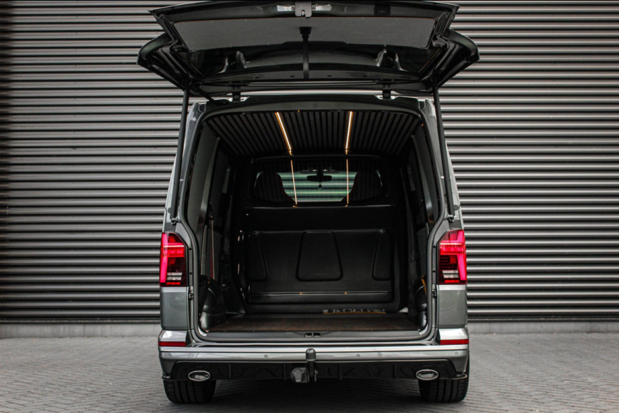 Volkswagen Transporter 2.0 TDI L1H1 204PK JB- EDITION DSG / PDC / SCHROEFSET / GTI INTERIEUR / SUBWOOFER / APPLE CARPLAY /NAVI