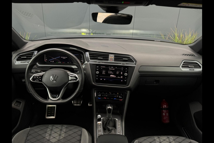 Volkswagen Tiguan 1.4 TSI eHy 3x R line PANO CAMERA NAVI APPLE CARPLAY ACC ECC