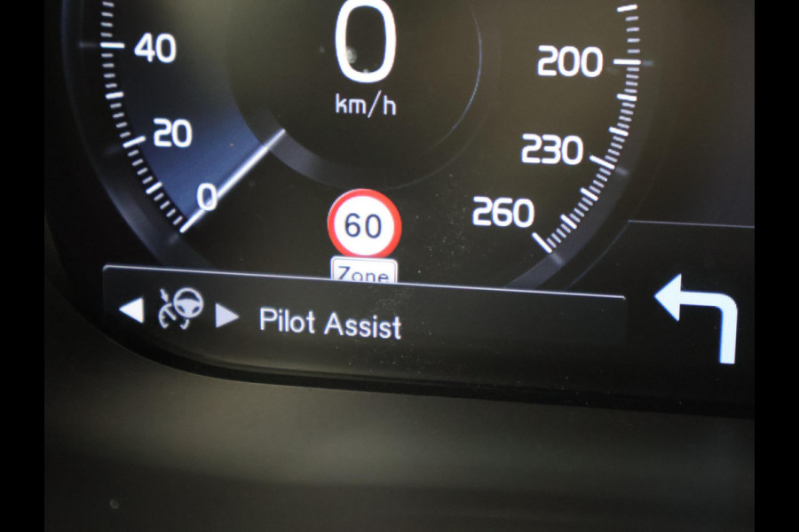 Volvo XC60 2.0 T5 250 PK AWD INSCRIPTION + LUCHTVERING | WEGKL. TREKHAAK | APPLE CARPLAY | MEMORY
