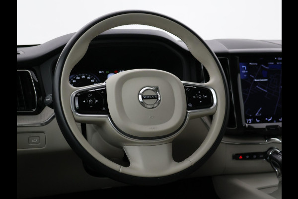 Volvo XC60 2.0 T5 250 PK AWD INSCRIPTION + LUCHTVERING | WEGKL. TREKHAAK | APPLE CARPLAY | MEMORY
