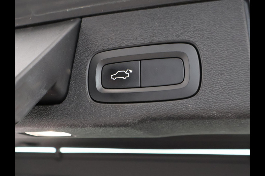 Volvo XC60 2.0 T5 250 PK AWD INSCRIPTION + LUCHTVERING | WEGKL. TREKHAAK | APPLE CARPLAY | MEMORY