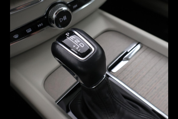 Volvo XC60 2.0 T5 250 PK AWD INSCRIPTION + LUCHTVERING | WEGKL. TREKHAAK | APPLE CARPLAY | MEMORY