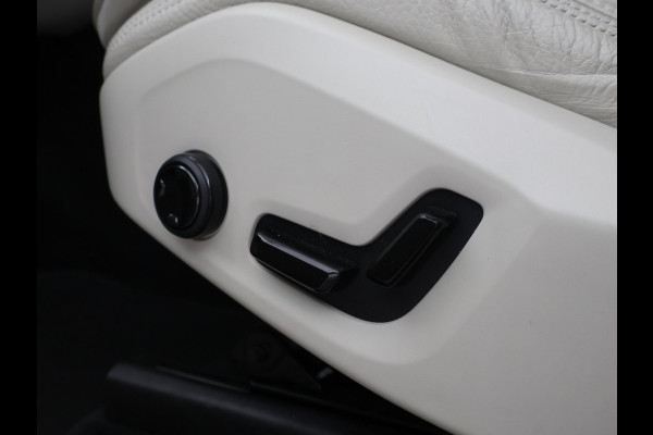 Volvo XC60 2.0 T5 250 PK AWD INSCRIPTION + LUCHTVERING | WEGKL. TREKHAAK | APPLE CARPLAY | MEMORY