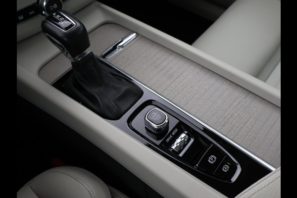Volvo XC60 2.0 T5 250 PK AWD INSCRIPTION + LUCHTVERING | WEGKL. TREKHAAK | APPLE CARPLAY | MEMORY