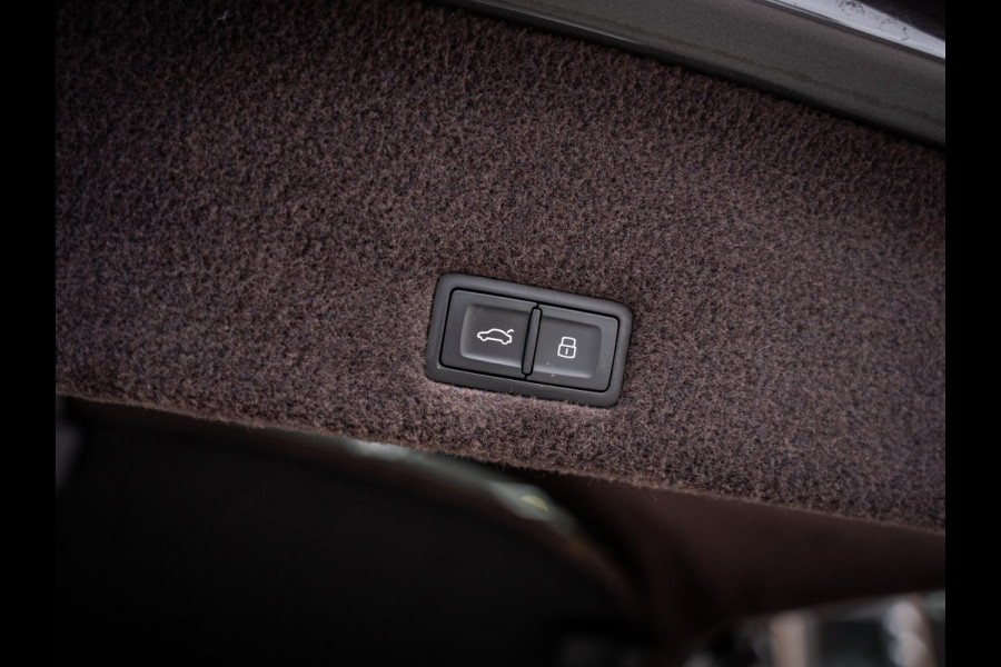 Lamborghini Urus 4.0 V8 - 5-zits l BTW l Pano l Carbon-Pack l Massage