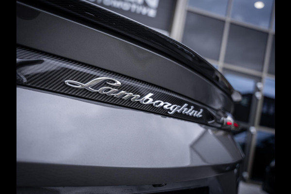 Lamborghini Urus 4.0 V8 - 5-zits l BTW l Pano l Carbon-Pack l Massage