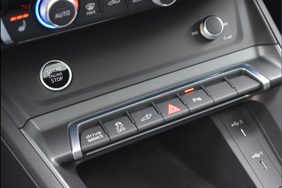 Audi Q3 Sportback 45 TFSI e S-Line 245 Pk Pano Navi Memory Sonos Keyless 360 Camera ACC 20 Inch